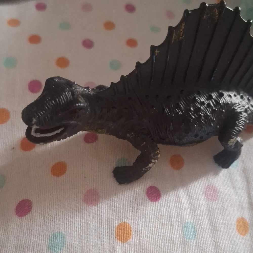 Reptile Toy Figure - Black and Brown